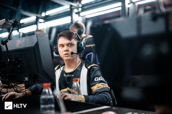 2024 LPL 青年年度教练： FunPlus Phoenix YONDAIME 罗鹏